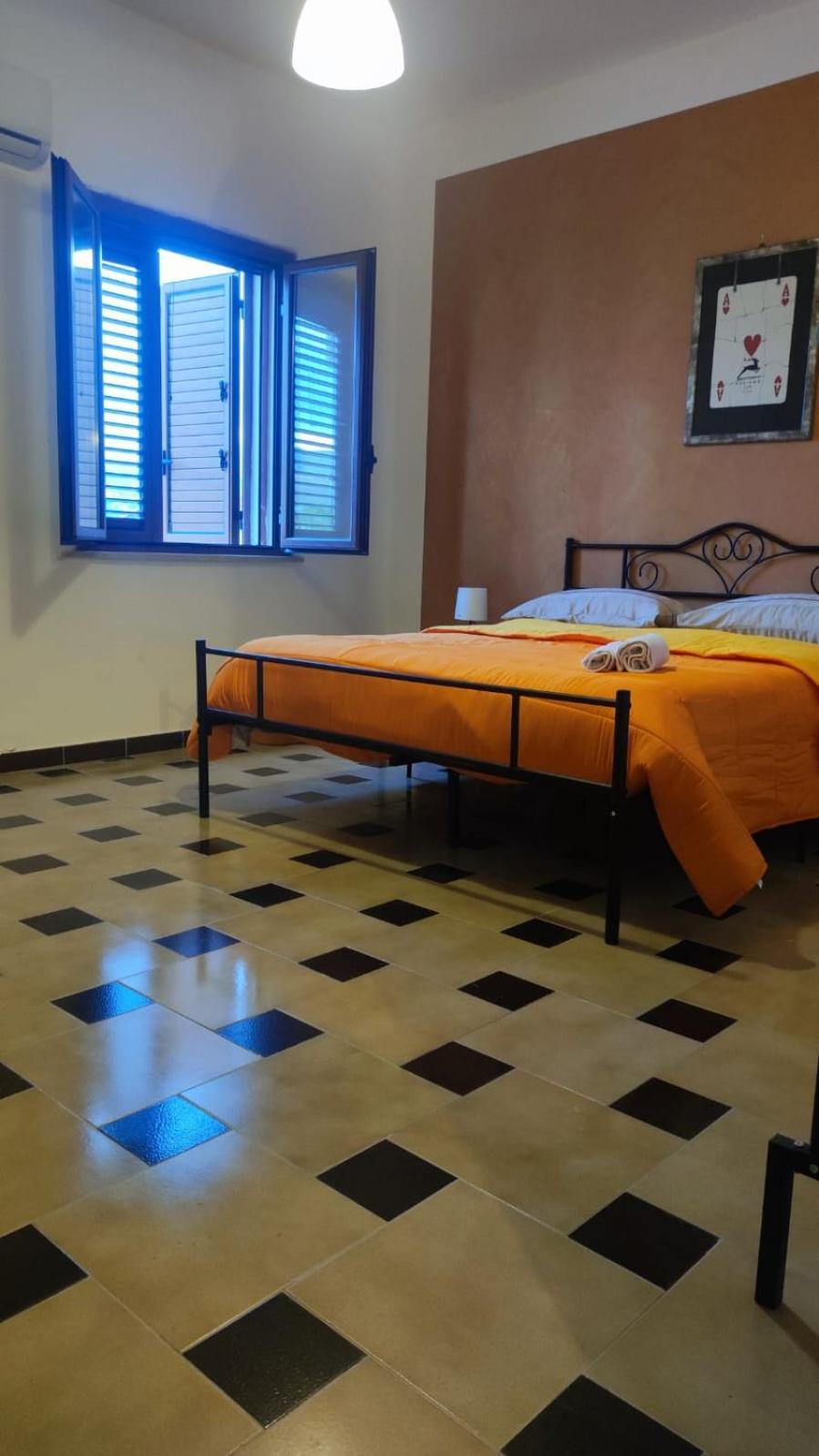 Casa Di Mitri Panzió Carini Kültér fotó
